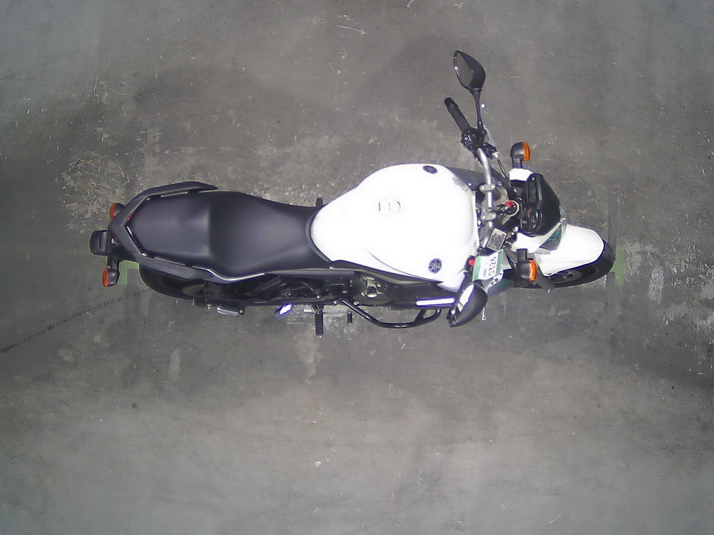 Купить мотоцикл Yamaha XJ6N 2009 фото 4